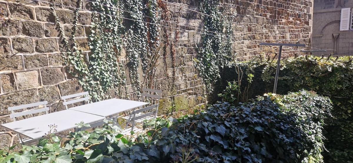 Appartement 120 M² Duplex Coeur Historique Au Calme Le Puy-en-Velay ภายนอก รูปภาพ